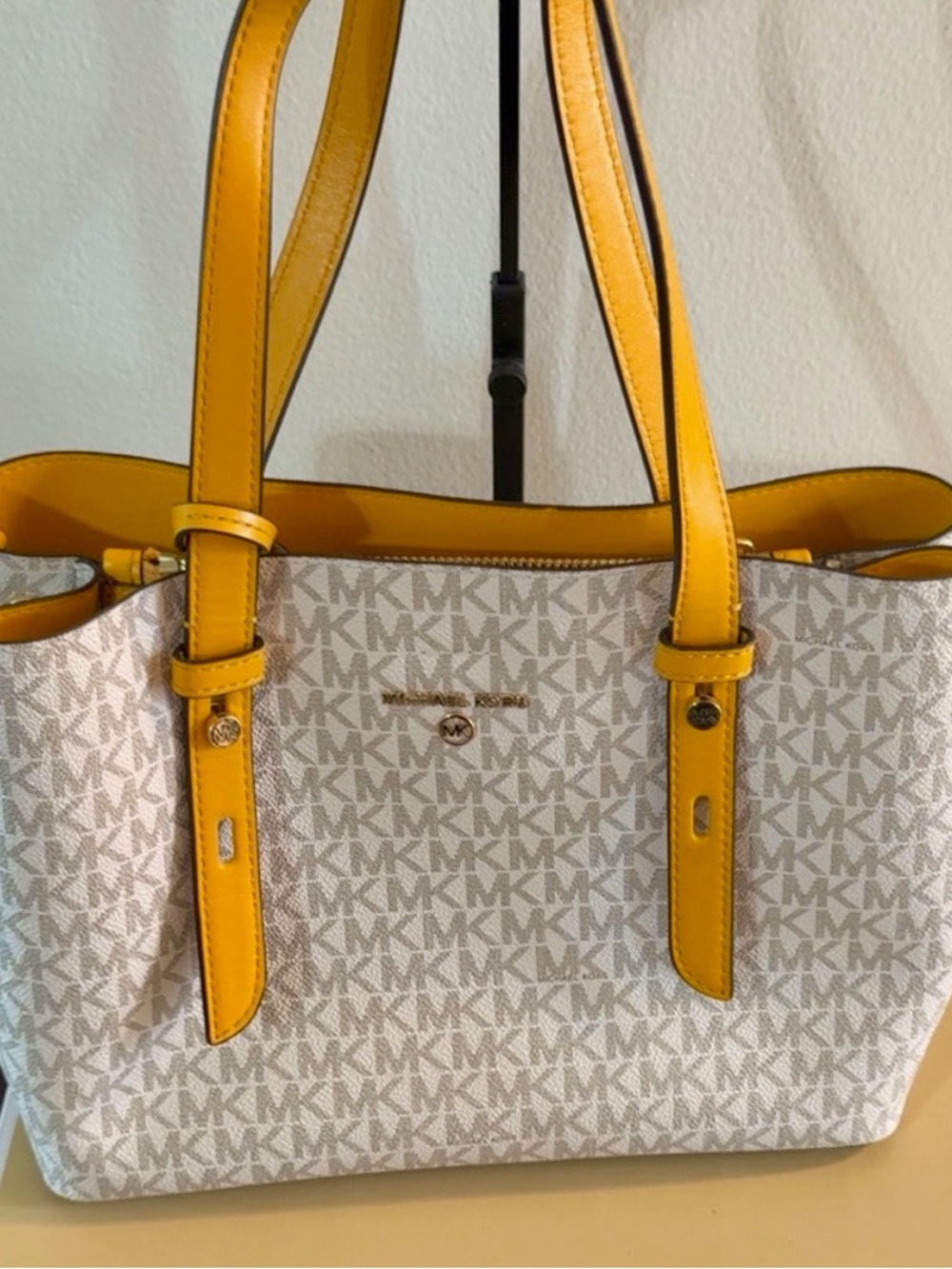 Michael Kors Jet Set Signature Tote Yellow Trim Gold Hardware
